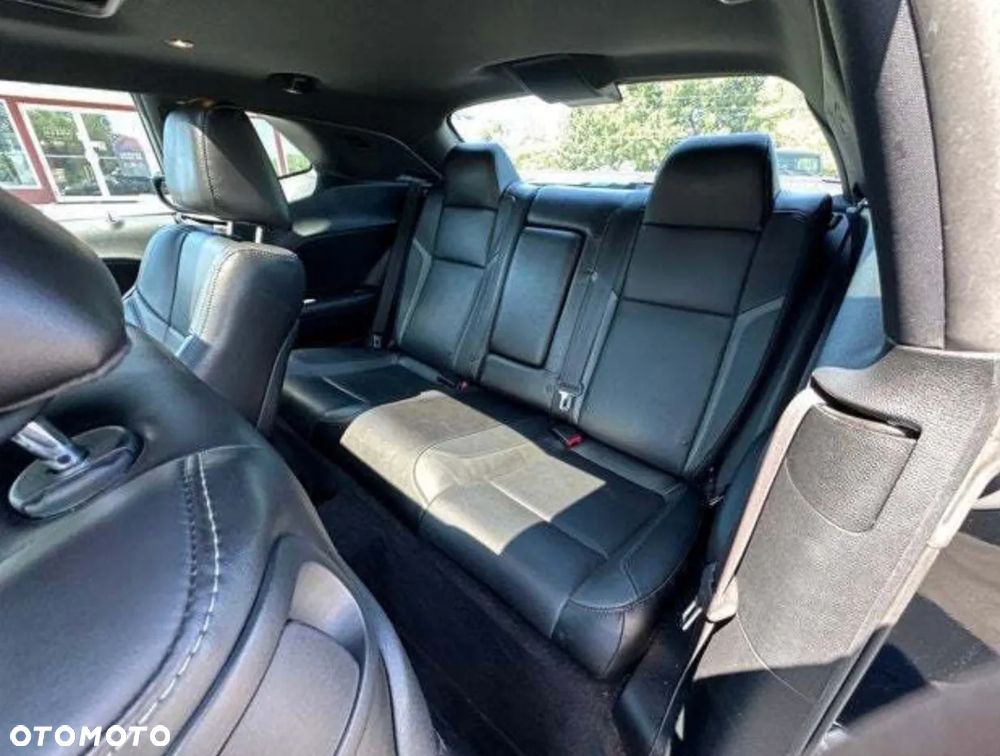 Dodge Challenger 3.6 GT Plus AWD - 11