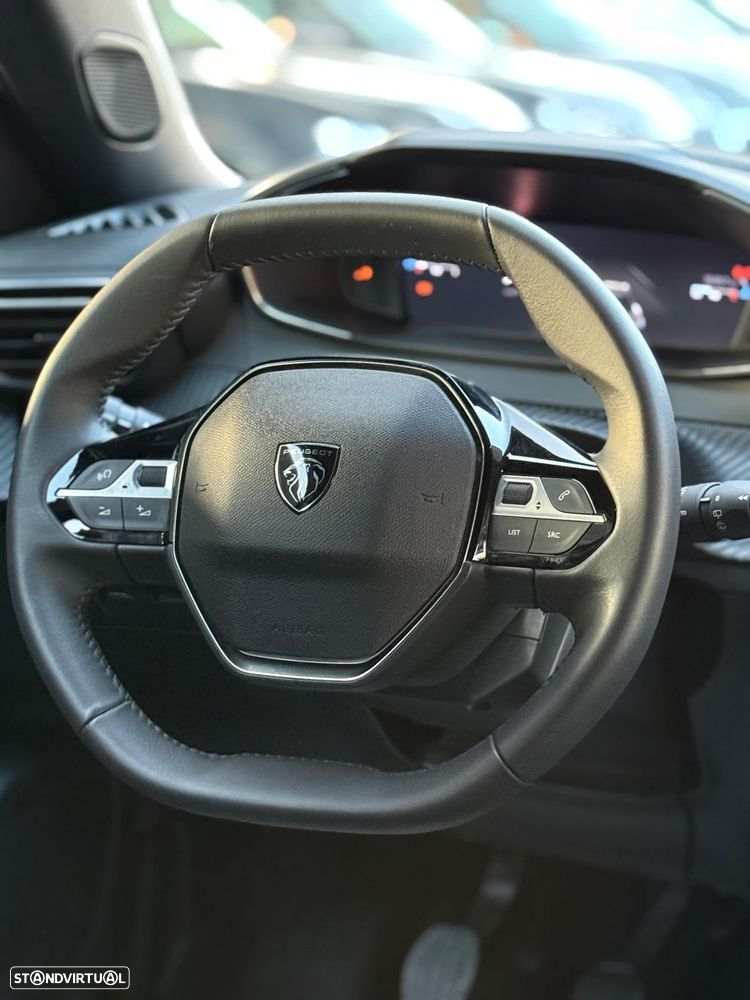 Peugeot 2008 1.2 PureTech Allure - 9