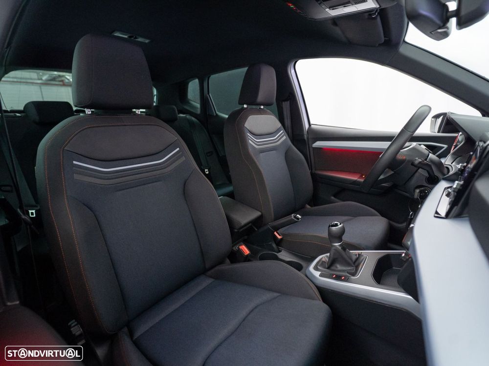 SEAT Arona 1.0 TSI FR - 40