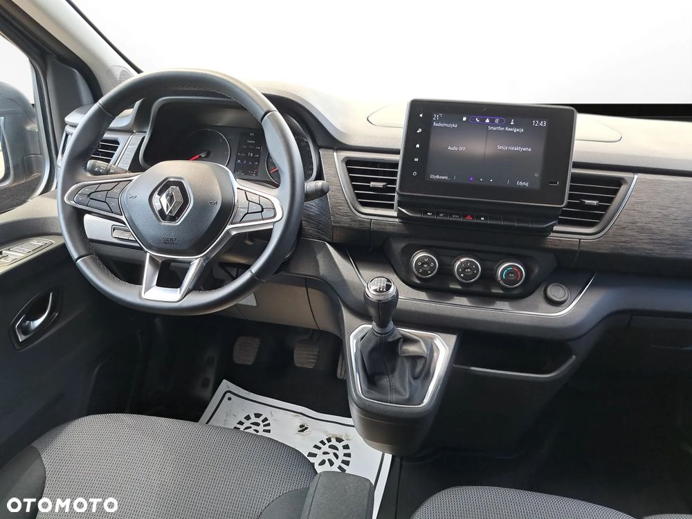 Renault Trafic - 14