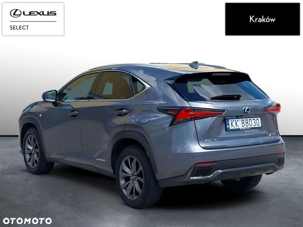 Lexus NX 300h F Sport Edition AWD - 3