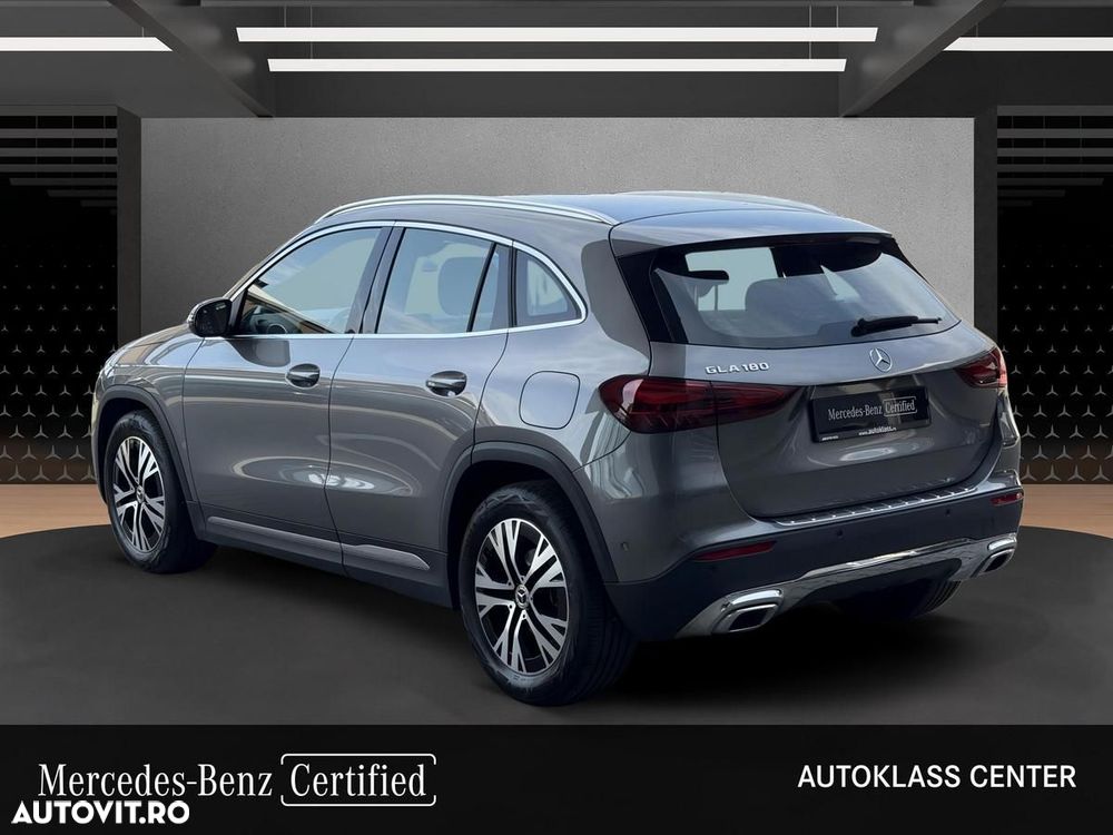 Mercedes-Benz GLA 180 MHEV - 6