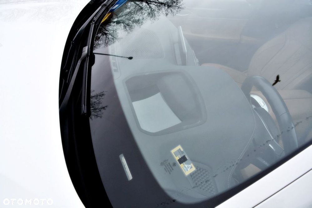 BMW Seria 7 750Li xDrive - 15