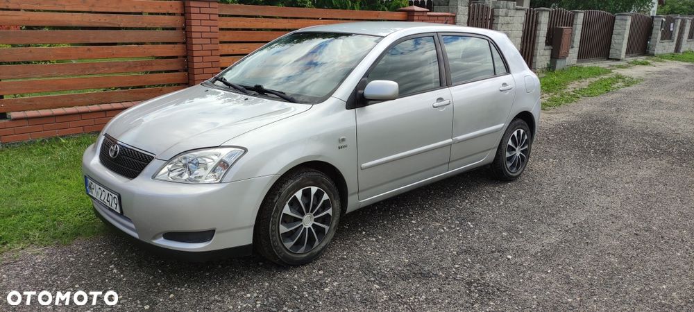 Toyota Corolla - 5