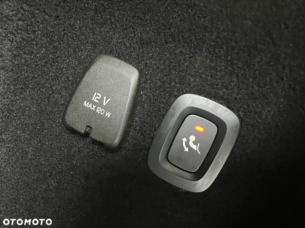 Volvo V60 B4 D Geartronic Momentum Pro - 29