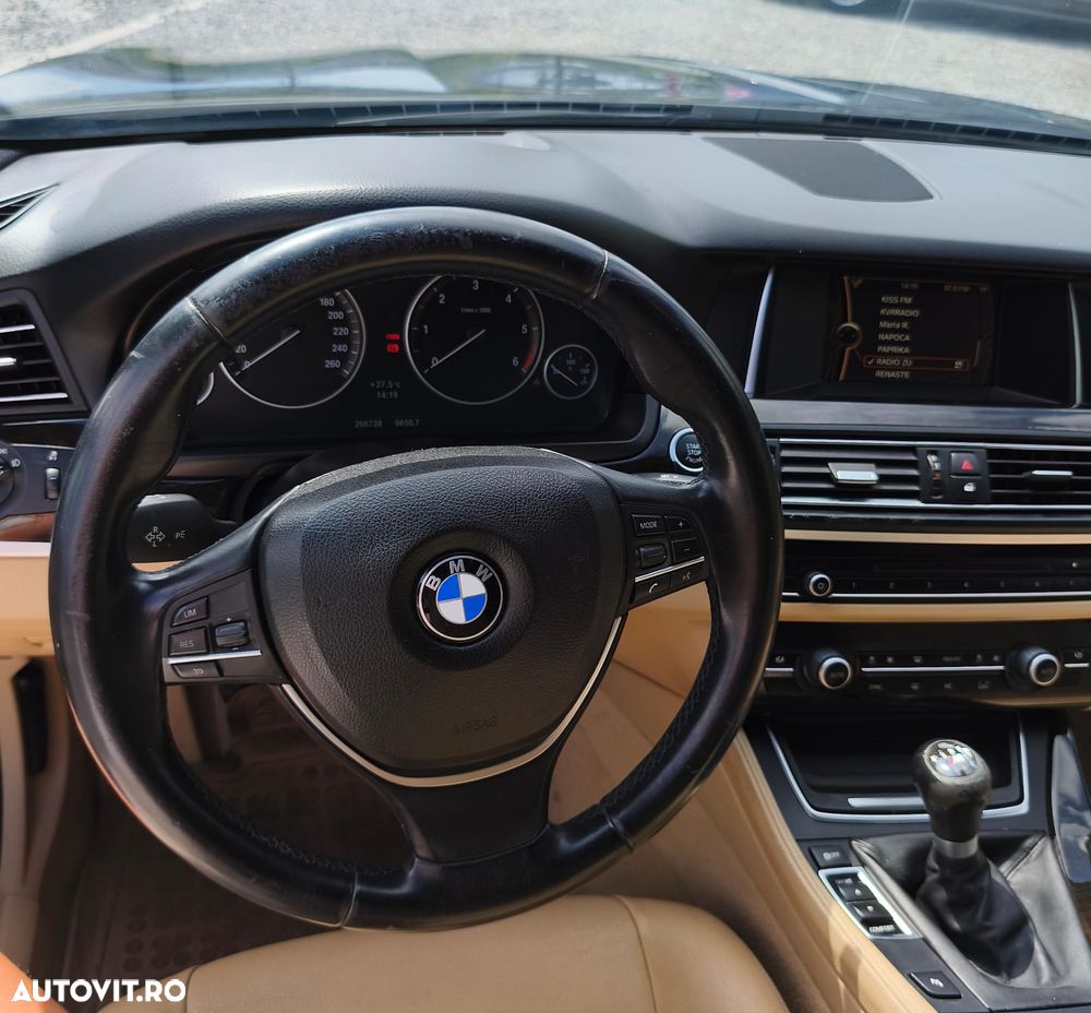 BMW Seria 5 518d - 15