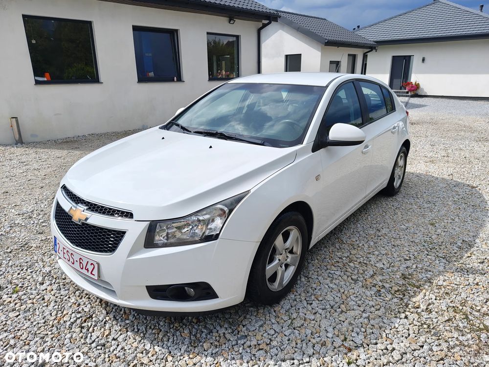Chevrolet Cruze - 3