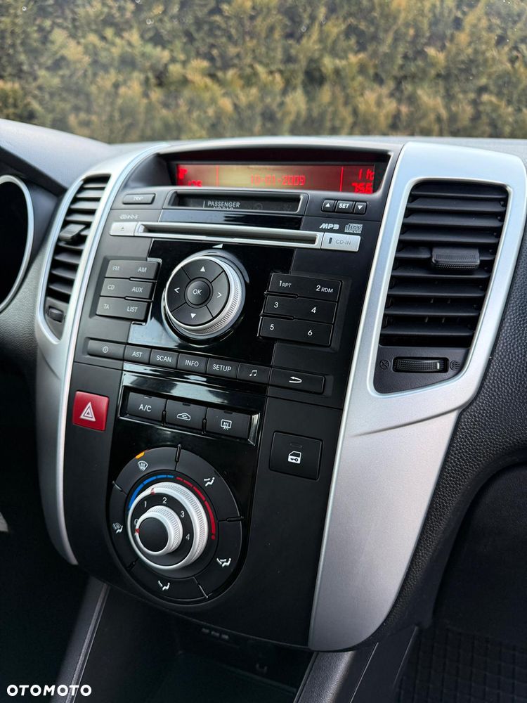 Kia Venga 1.4 S - 13