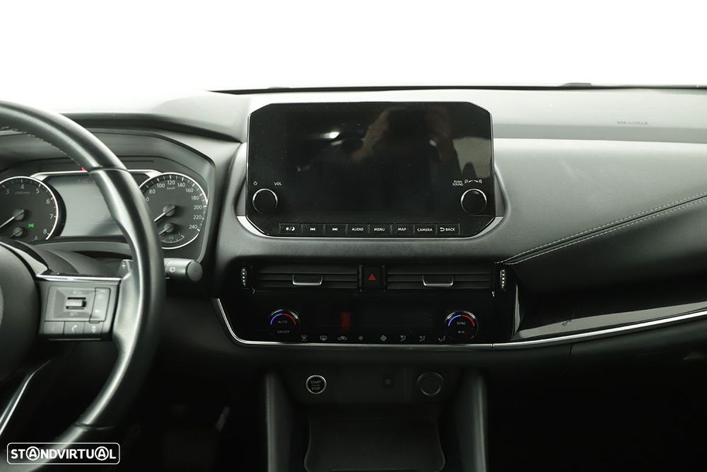Nissan Qashqai 1.3 DIG-T N-GO Xtronic - 8
