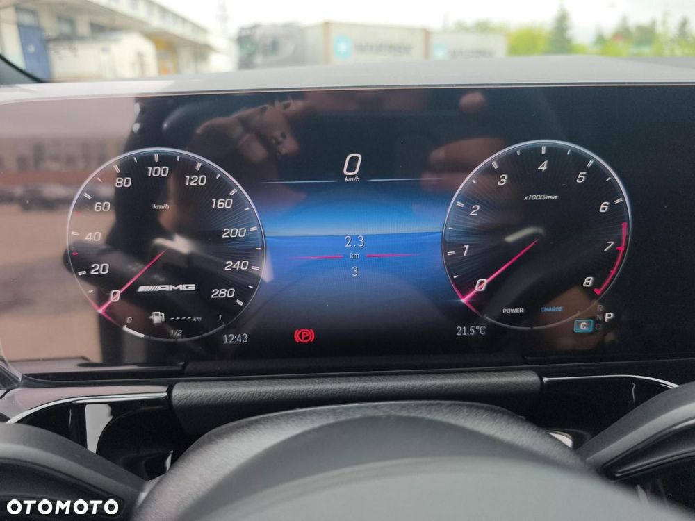 Mercedes-Benz GLA - 18