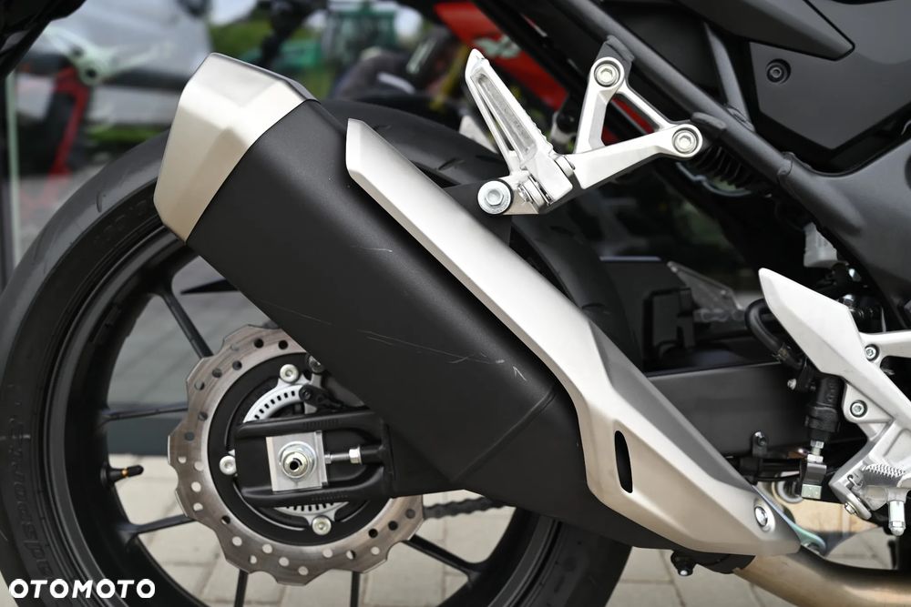 Honda Hornet - 36