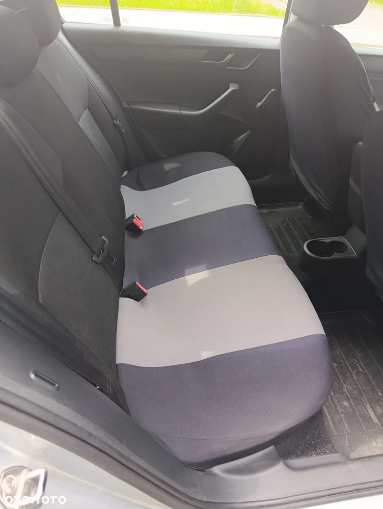Skoda RAPID - 3