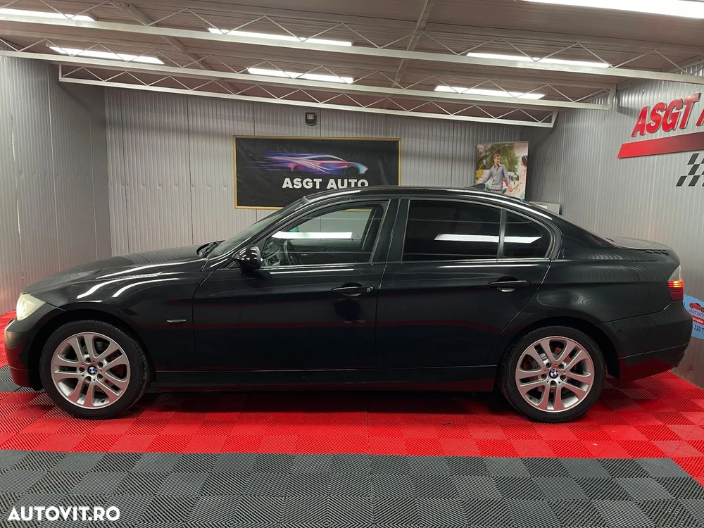 BMW Seria 3 318d - 19