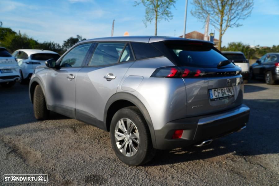 Peugeot 2008 1.2 PureTech Active EAT8 - 6