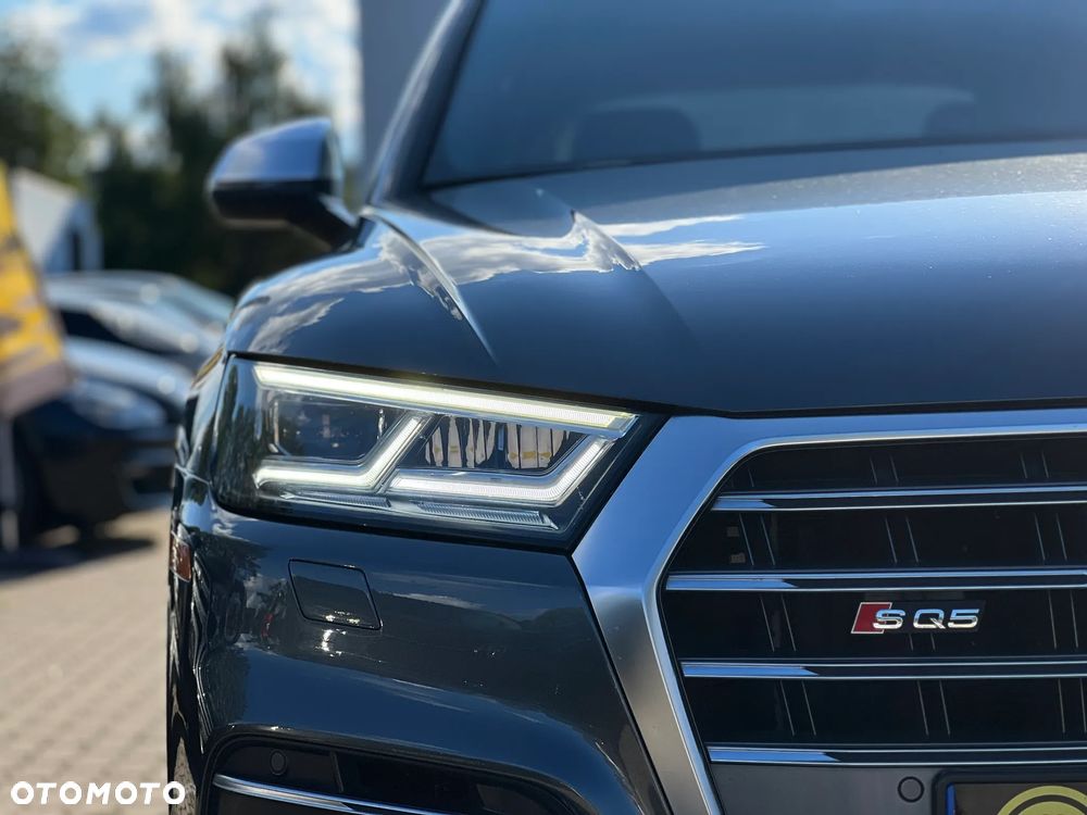 Audi SQ5 - 11