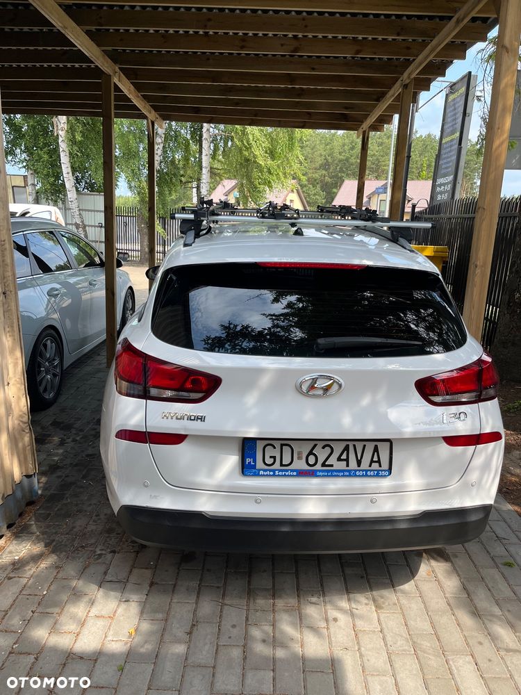 Hyundai i30 1.4 Classic + - 4