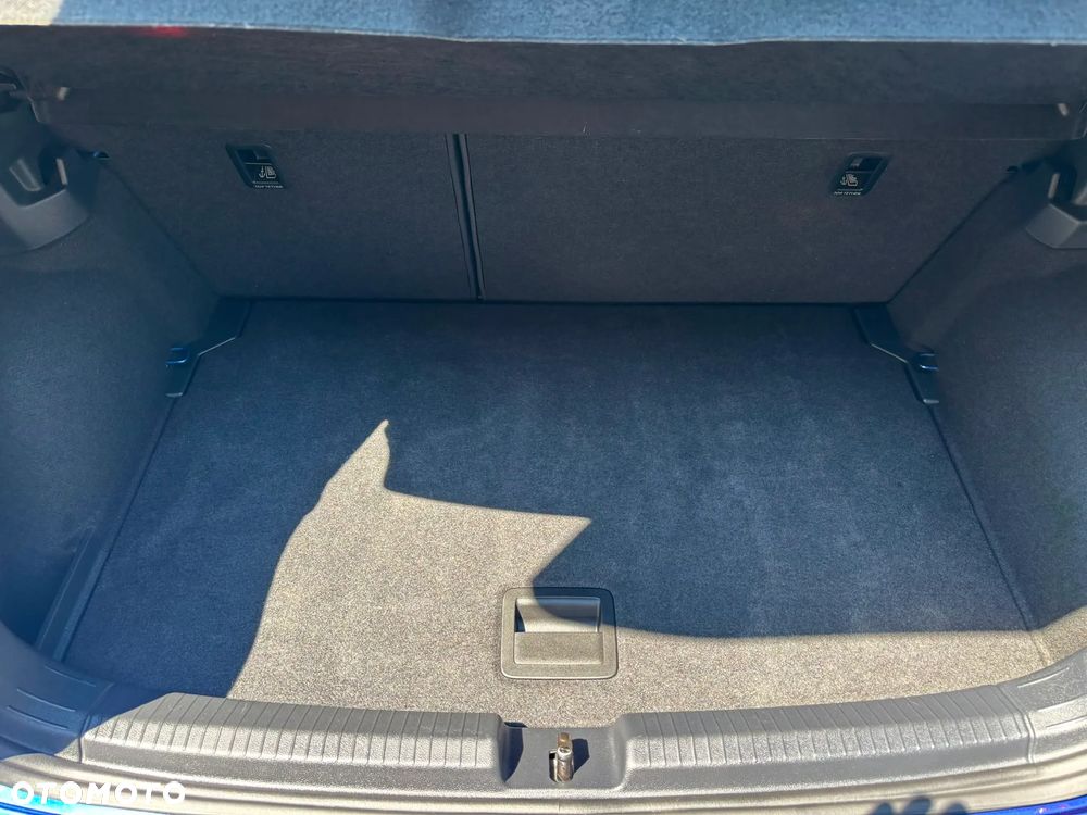 Volkswagen Polo 1.0 TSI OPF DSG R-Line - 29
