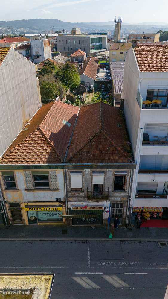 Dois prédios na Areosa, para 15 apartamentos e 3 estúdios - Grande imagem: 5/9