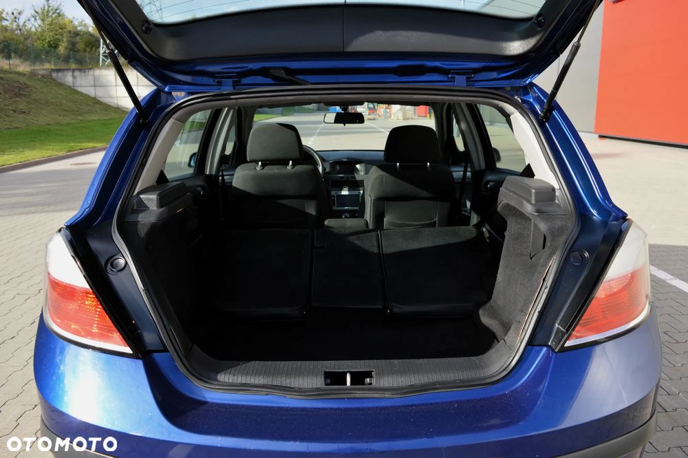 Opel Astra 1.9 CDTI Edition - 33