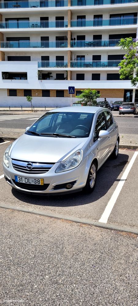 Opel Corsa 1.2 Enjoy - 1