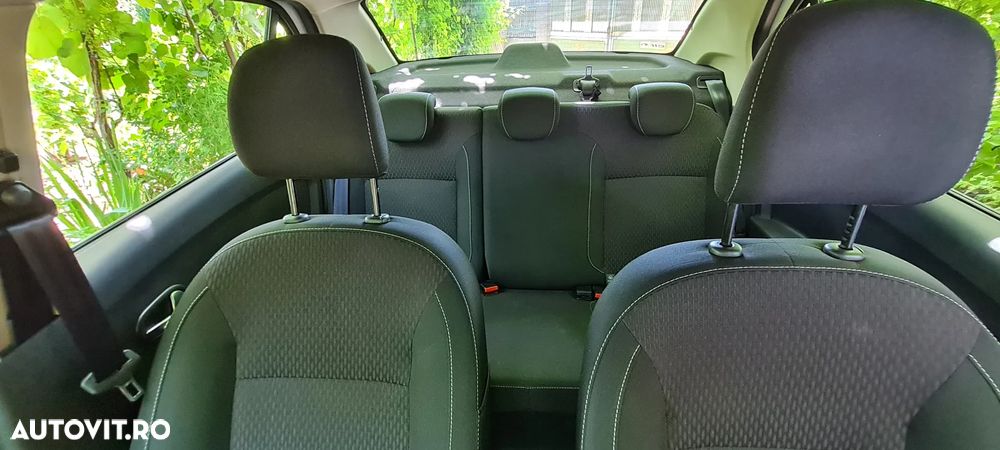 Dacia Logan 1.5 dCi Laureate - 11