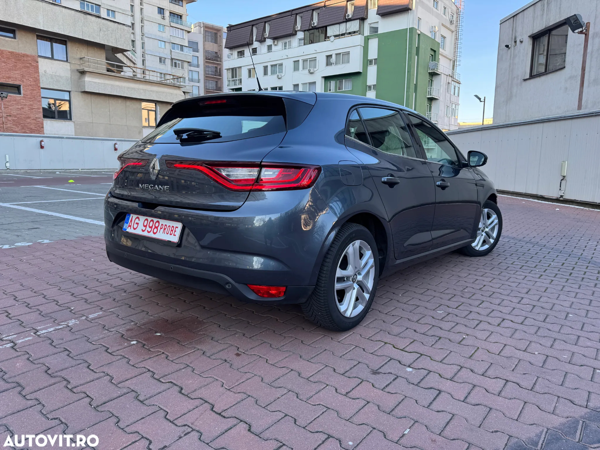 Renault Megane ENERGY dCi Business - 31