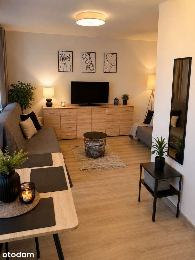 Ustka, po generalnym remoncie, 28 m², 1. piętro. Blisko morza