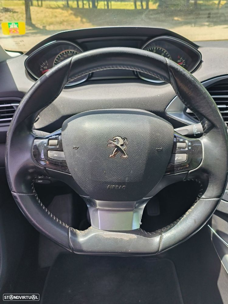 Peugeot 308 SW 1.6 e-HDi Allure - 13