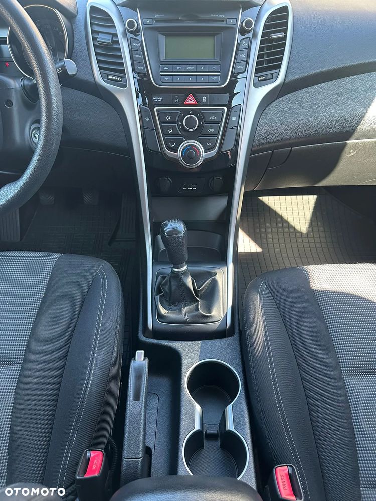 Hyundai i30 1.6 CRDi Classic - 9