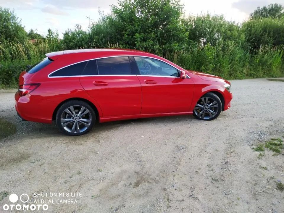Mercedes-Benz CLA 200 7G-DCT Urban - 5