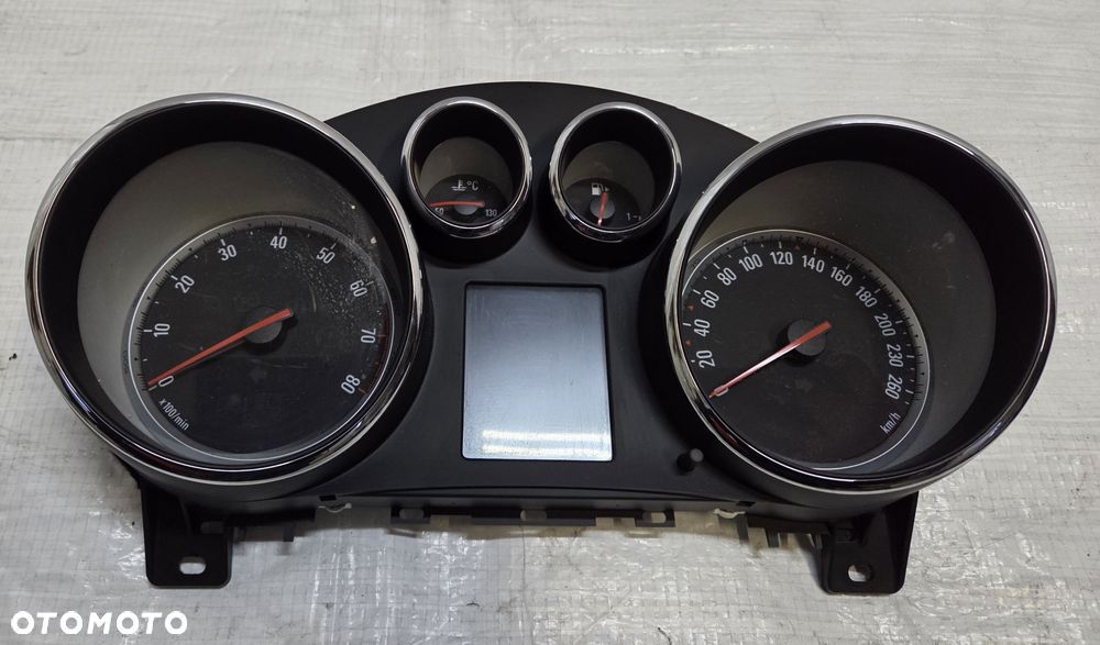 LICZNIK ZEGARY OPEL  ZAFIRA C EUROPA 13460583 - 1