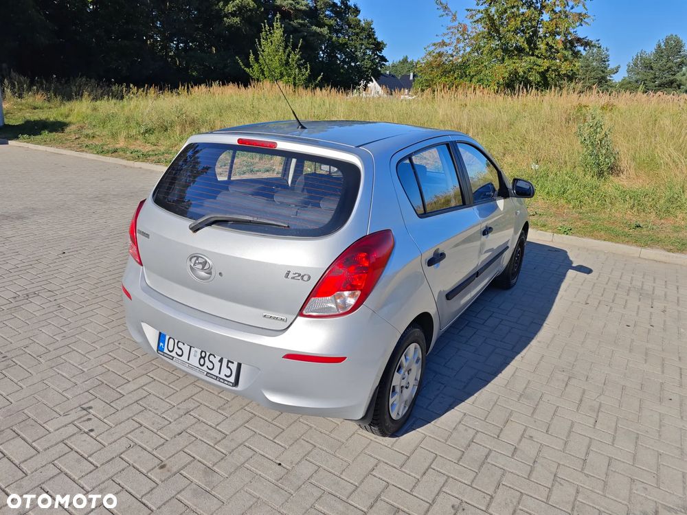 Hyundai I20 2013 photo 2