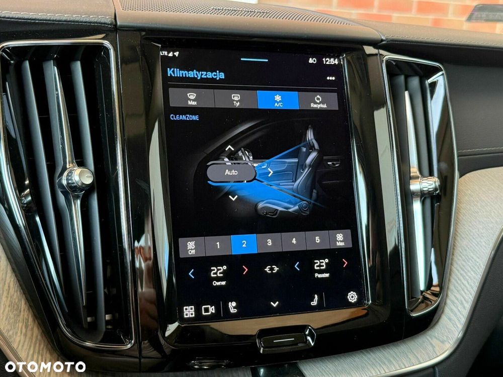 Volvo XC 60 - 22