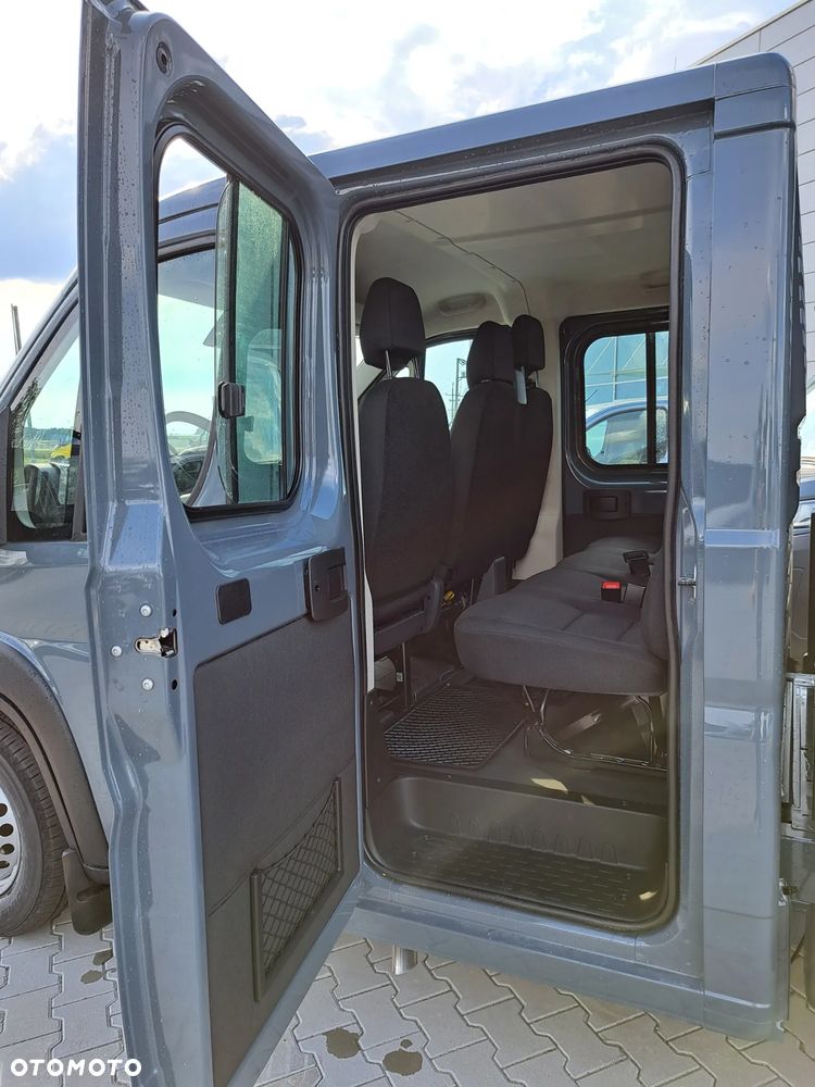 Fiat Ducato Doka FABRYCZNA ZABUDOWA Dostępny od RĘKI!!! - 21