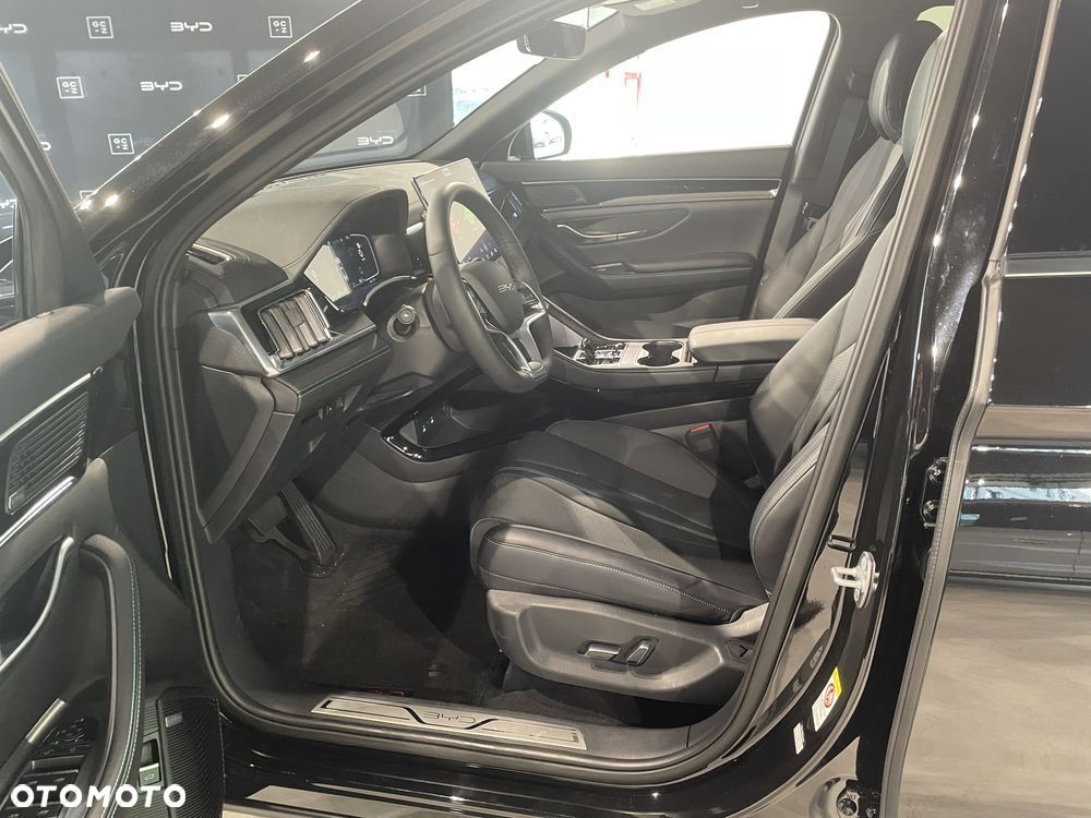 BYD Seal U DM-i 1.5T Design AWD - 13