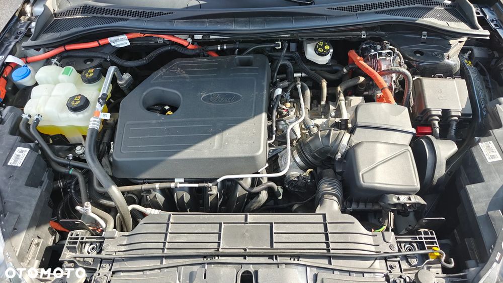 Ford Kuga - 35