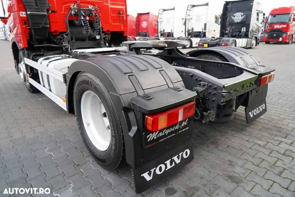 Volvo FM 430 / FULL ADR / GREUTATE: 6.800 KG / CABINĂ JOSĂ / 2022 / DUPĂ CONTRACT DE SERVICE GOLD / - 15