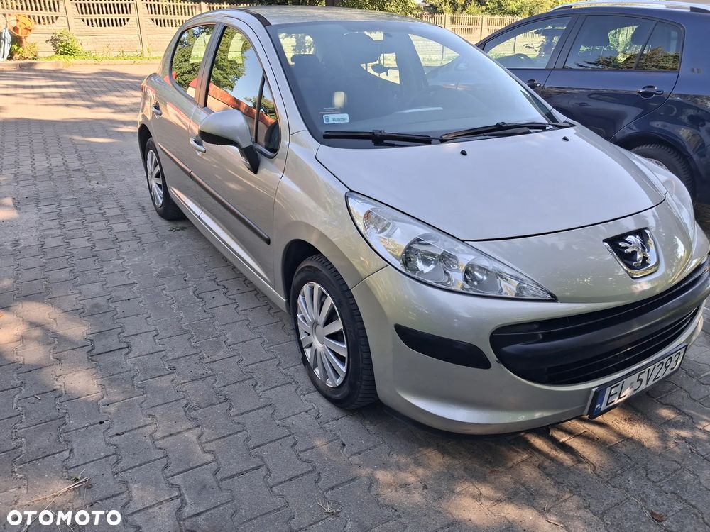 Peugeot 207 1.4 16V Trendy - 1