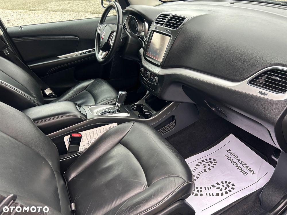 Fiat Freemont 2.0 Multijet Black Code AWD - 23
