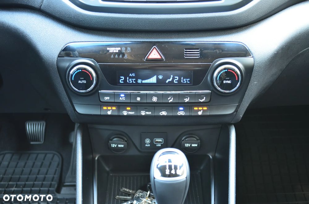 Hyundai Tucson blue 1.6 GDi 2WD Navi - 24