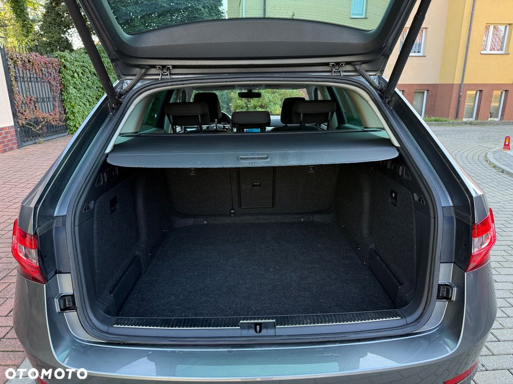 Skoda Superb 1.5 TSI Ambition DSG - 31