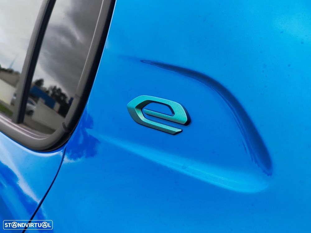 Peugeot e-208 50 kWh Allure - 12
