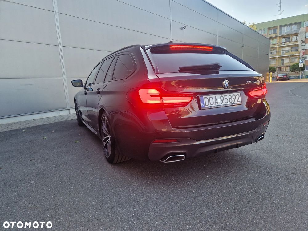BMW Seria 5 520d xDrive M Sport sport - 27