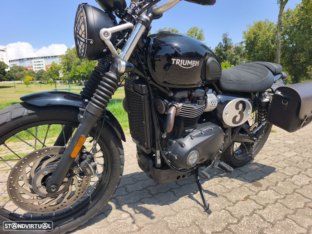 Triumph Bonneville Street Scrambler 900 - 8