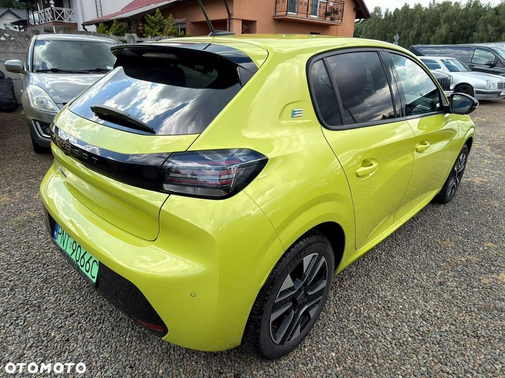 Peugeot 208 50kWh Active - 4