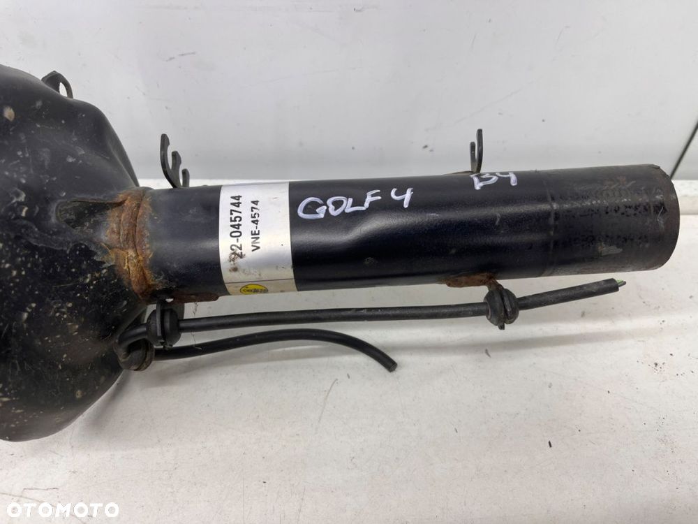 Amortyzator Audi a3 Vw golf 4 IV bora toledo leon octavia new beetle bilstein B4 przedni 22-045744 - 2