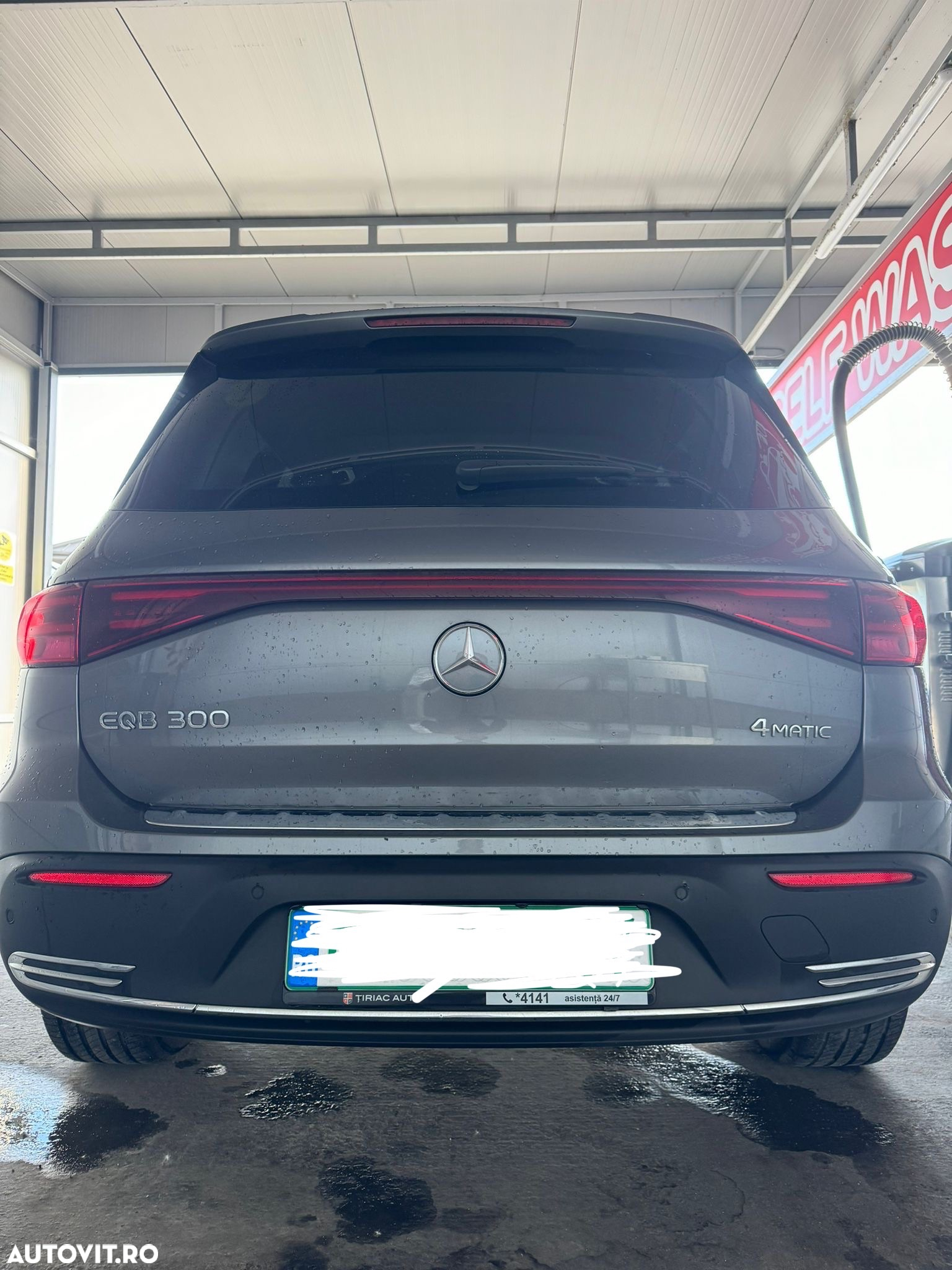 Mercedes-Benz EQB 300 4MATIC - 16