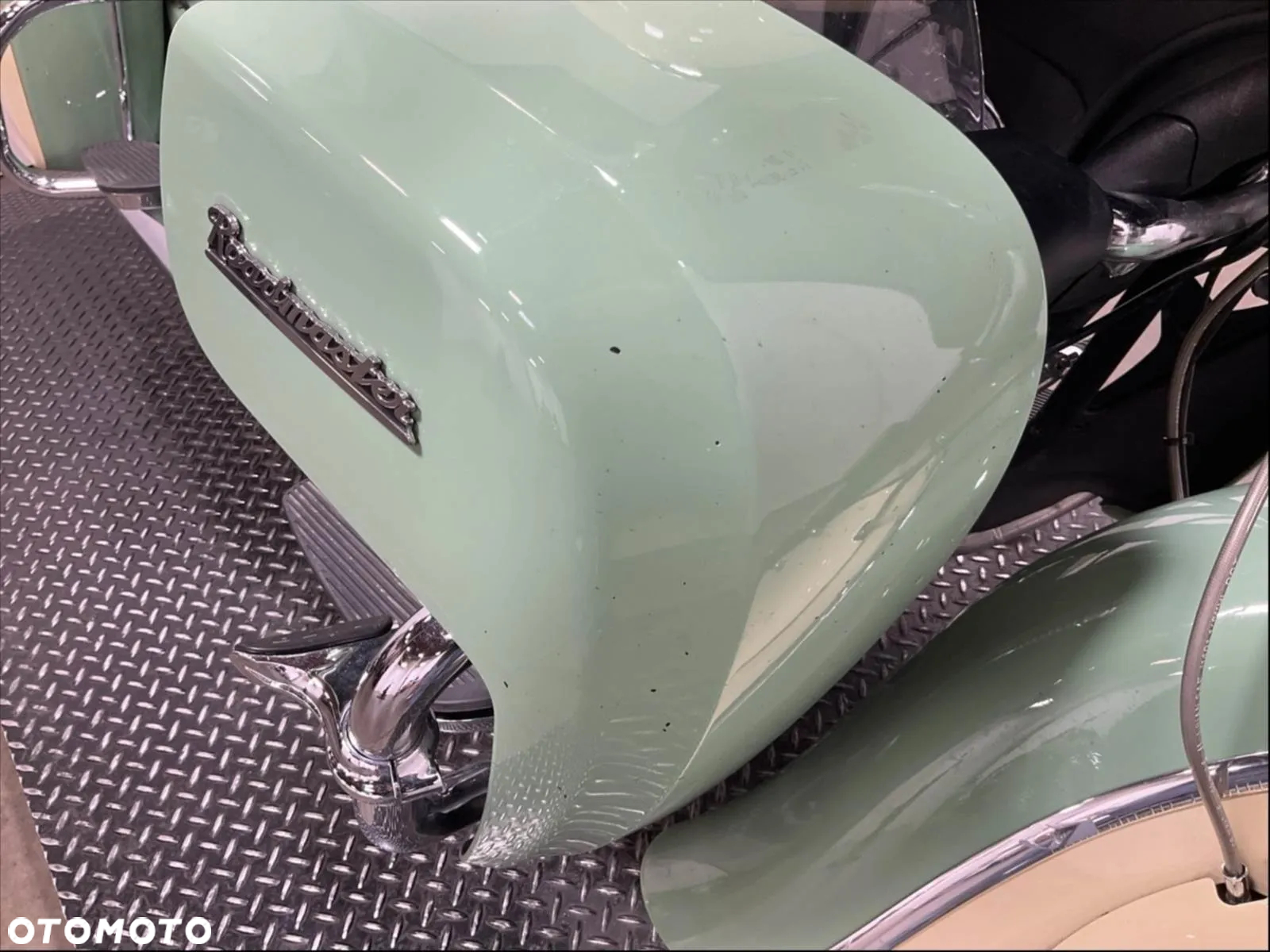 Indian Roadmaster - 9