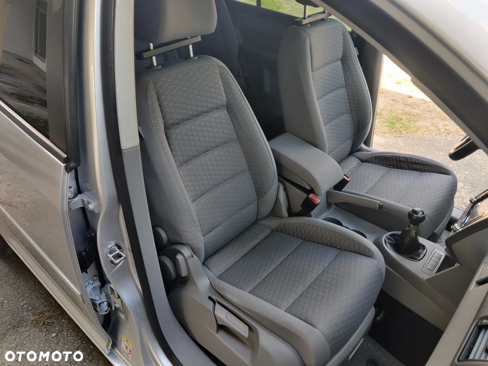 Volkswagen Touran 1.6 Freestyle - 28