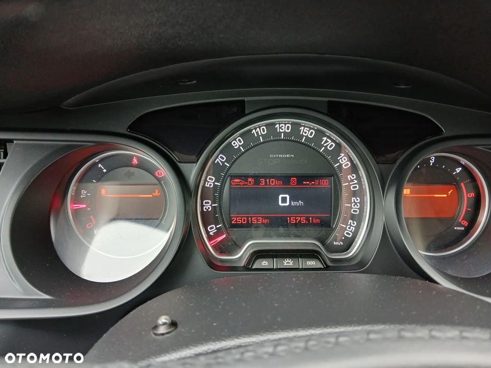 Citroën C5 HDi 165 FAP Exclusive - 13